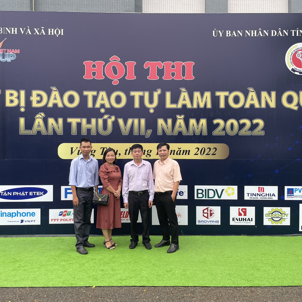 THAM GIA HỘI THI THIẾT BỊ ĐÀO TẠO TỰ LÀM TOÀN QUỐC LẦN VII NĂM 2022